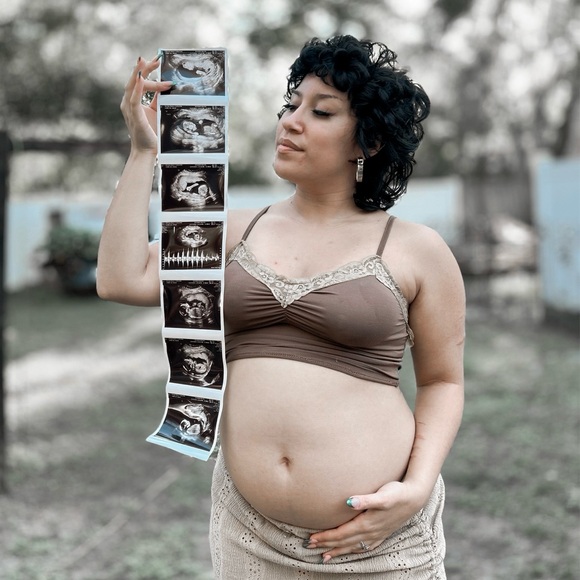 Meet your Posher, Bianca! - Picture 1 of 10